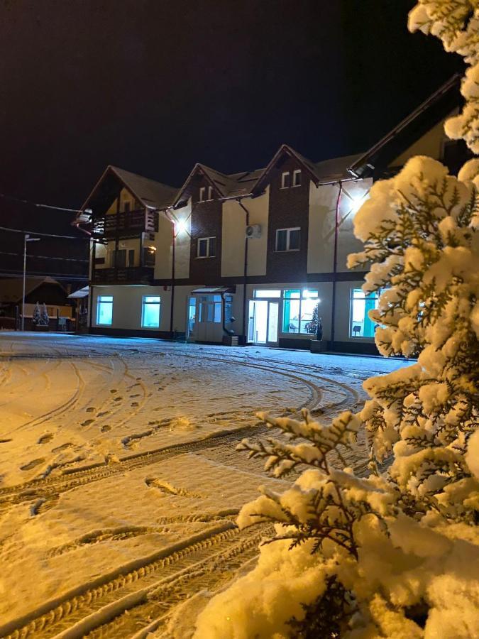Paunasul Codrilor Câmpulung Moldovenesc Exteriör bild